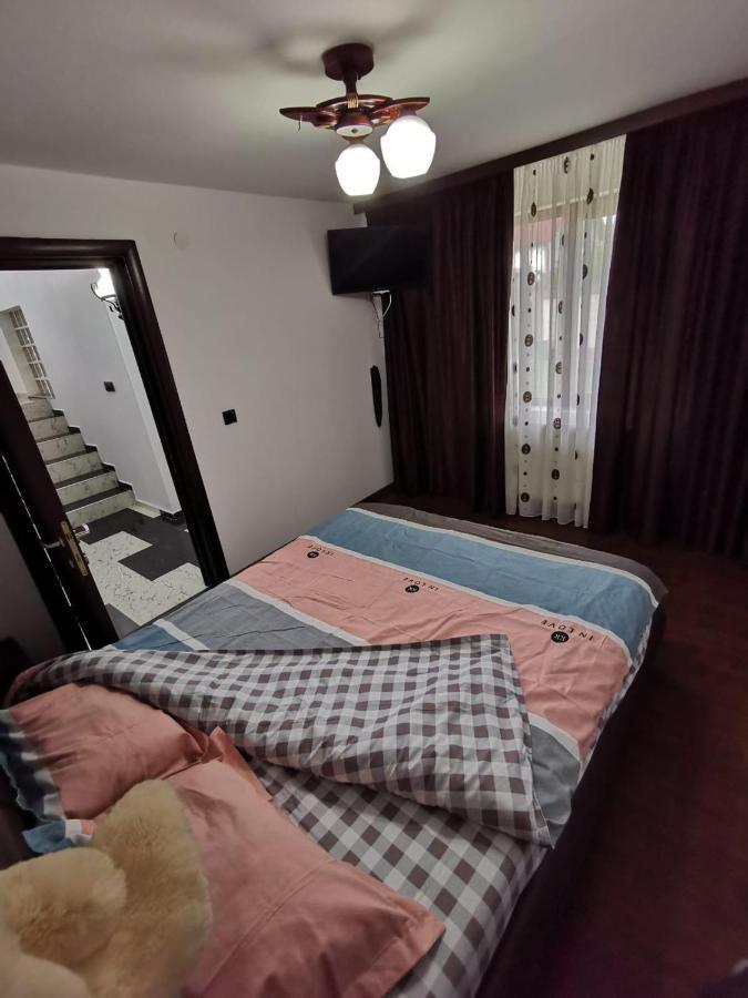 Vila De Vacanta 쿠티에데아게스 외부 사진