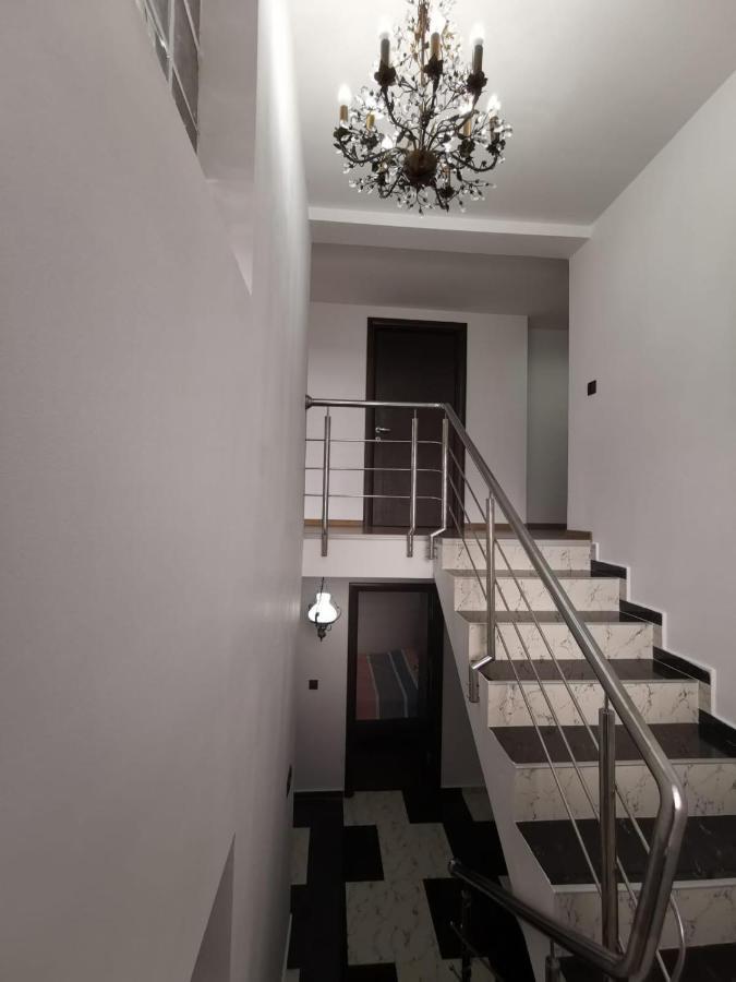 Vila De Vacanta 쿠티에데아게스 외부 사진