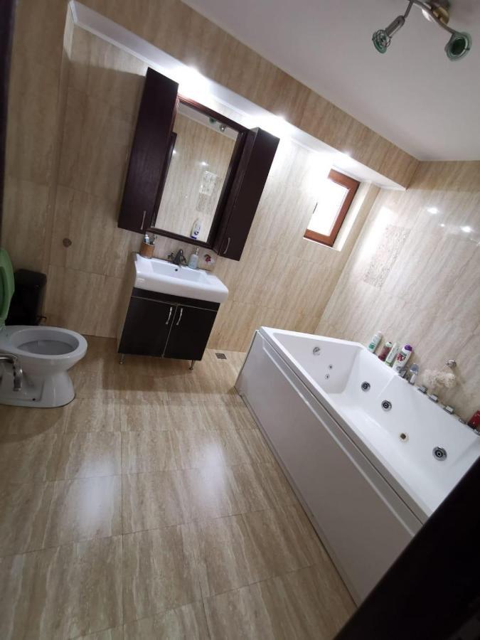 Vila De Vacanta 쿠티에데아게스 외부 사진