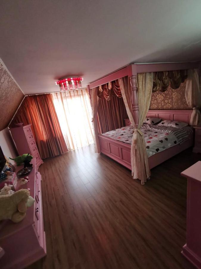 Vila De Vacanta 쿠티에데아게스 외부 사진